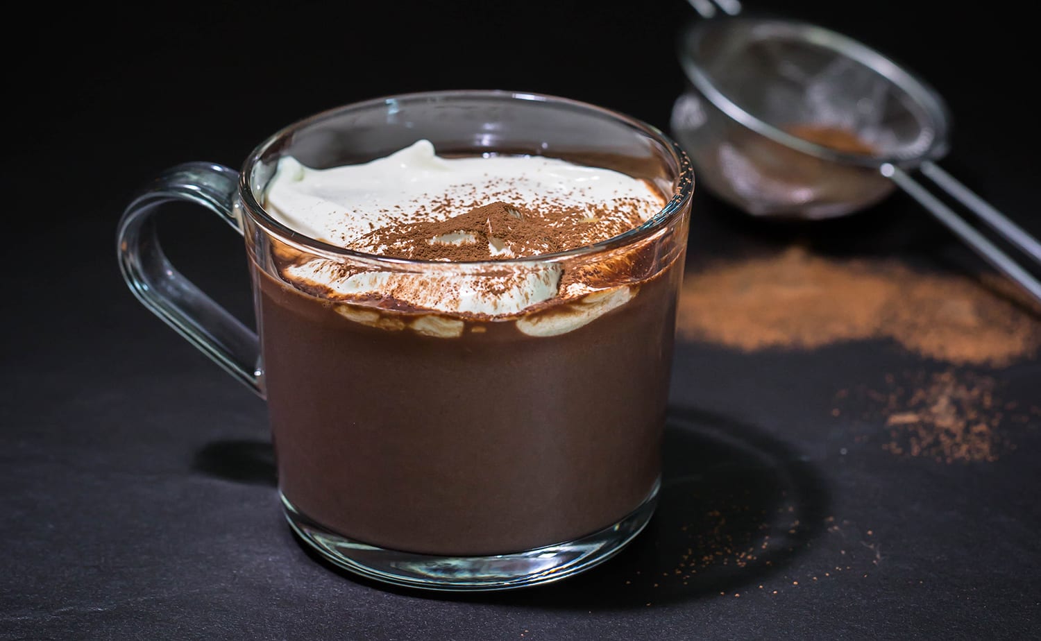 Homemade Hot Chocolate (ช็อกโกแลตร้อนแสนอร่อย)