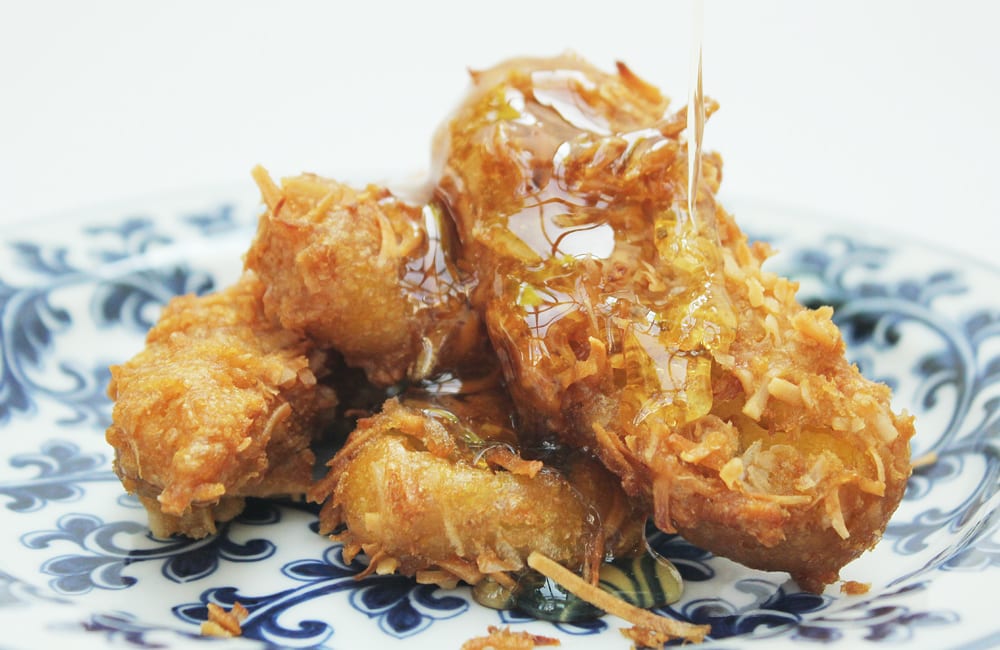 Banana Fritter With Jasmine Tea Syrup กล้วยทอด กับน้ำเชื่อมชามะลิ 6845