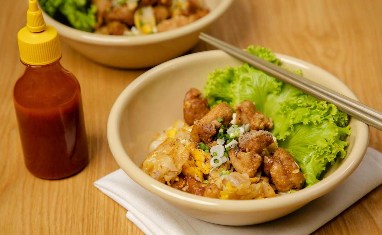 stir-fried-rice-noodles-with-fried-chicken